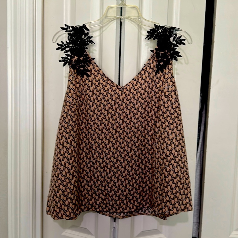 Super cute SHEIN 2XL flowy top